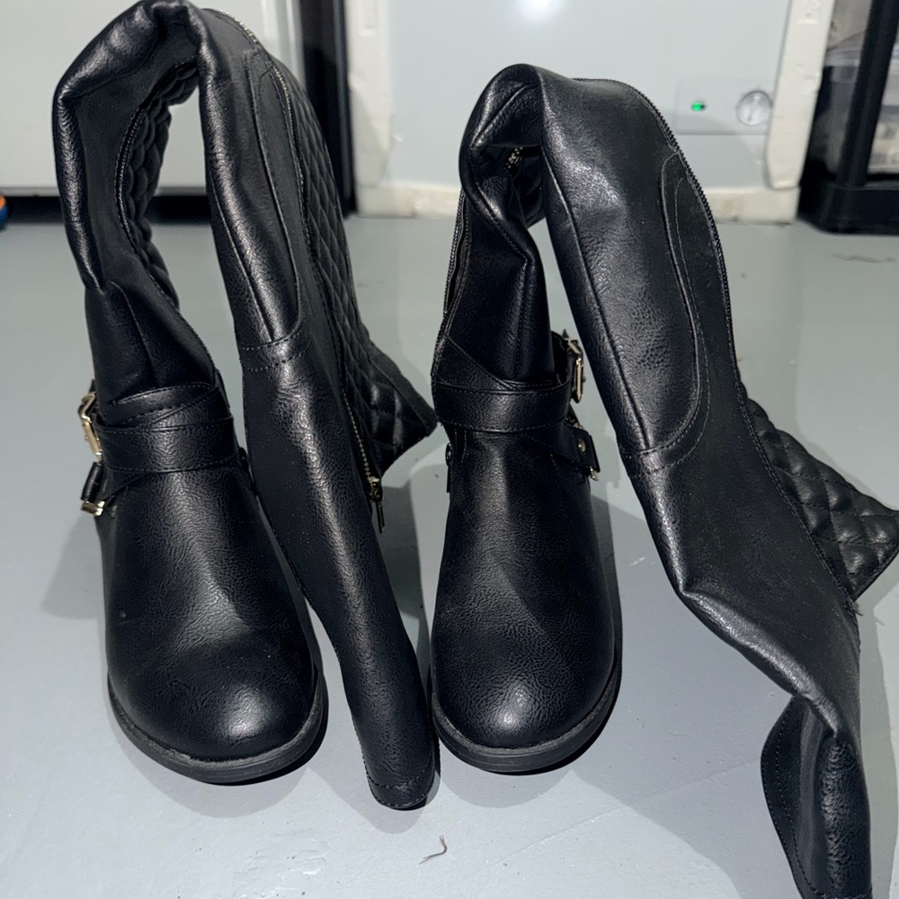 🖤 NWOT Chic Winter Knee-High Boots — Cozy, Stylish & Sleek! 🖤